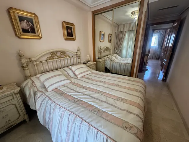 2 habitaciones 2 BAÑOS — 12