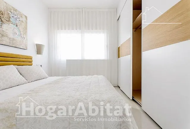 MARAVILLOSO CHALET CON JARDÍN, PISCINA Y GARAJE — 38