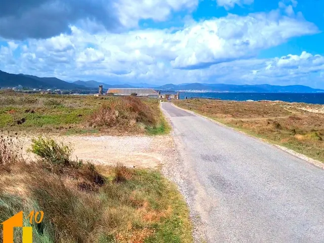 SE ALQUILA TERRENO PARA PARKING DE AUTOCARAVANAS  EN UNA ZONA PRIVILEGIADA DE RINLO (RIBADEO). — 14