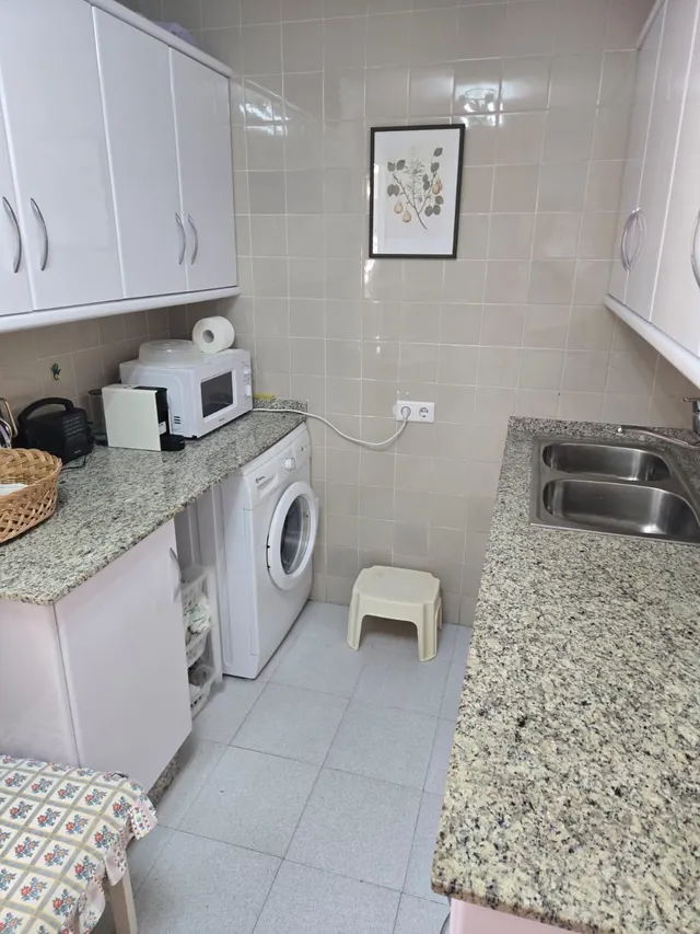 MAGNIFICA VIVIENDA EN PRIMERA LINEA DE PLAYA Y CON PISCINA COMUNITARIA, IDEAL PARA VIVIR TODO EL AÑO — 29