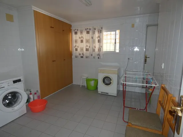 Villa 4 habitaciones 405m² en venta - Centro urbano 2 — 36