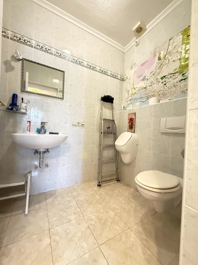 Impresionante Chalet Independiente en El Chaparral, Torrevieja — 42