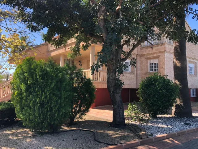 Chalet exclusivo con parcela de 1.700 m2 en La Albatalía, a  - foto 3