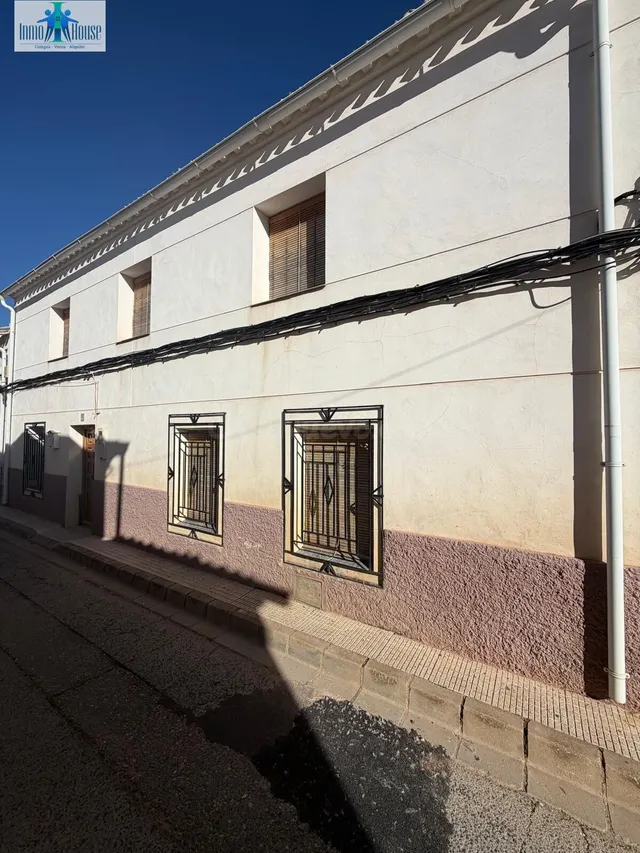 CASA PAREADA EN VENTA EN POZOHONDO