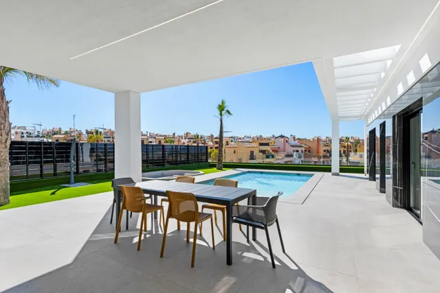 Villa con piscina privada y solárium de 150 m2 en La Finca Golf, Algorfa — 33