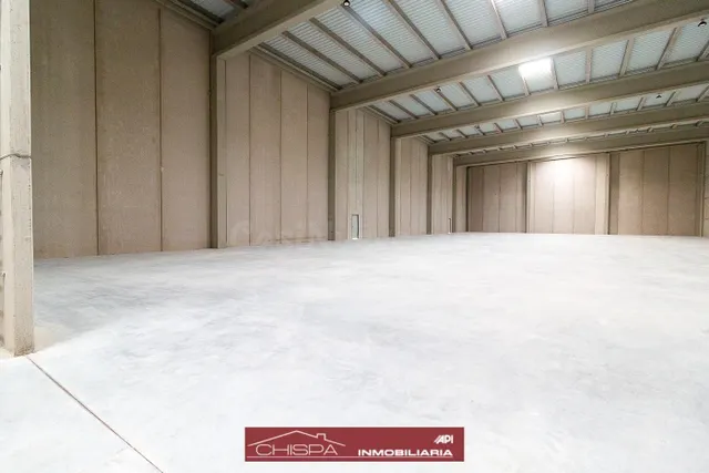 Nave industrial de obra nueva recién terminada - foto 3