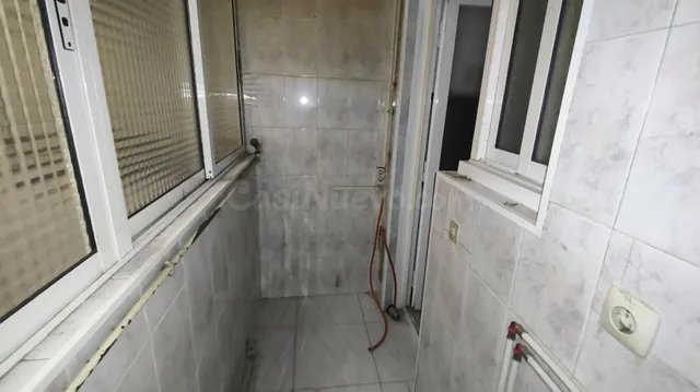 ¡Piso de 4 habitaciones con balcón y muchas posibilidades en Bellavista! — 4