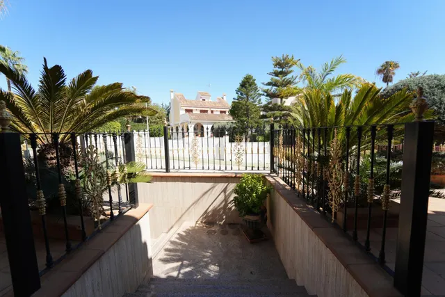 Villa 8 habitaciones 734m² en venta - Campoamor — 36