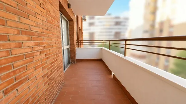 TU NUEVO HOGAR: 3 DORMITORIOS, GRAN TERRAZA Y GARAJE EN RECINTO CERRADO — 25