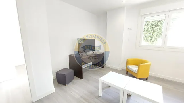 Bajo a reformar con proyecto y licencia de piso turístico - foto 4