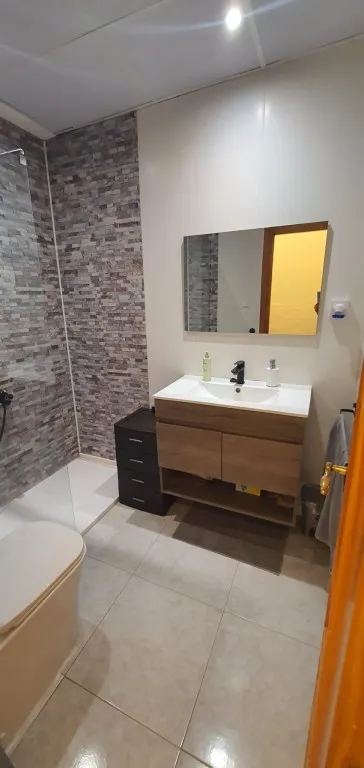 Piso en Alquiler en Macael Almería — 18