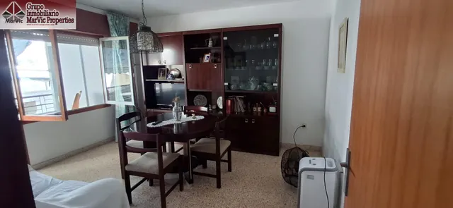 Amplio Piso en el Corazón de Villajoyosa con Múltiples Posibilidades — 17