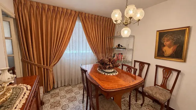 Vivienda luminosa con posibilidades de reforma y distribució - foto 3