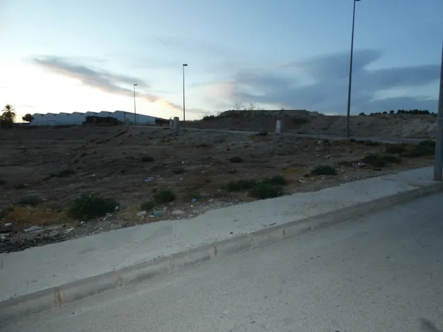++Terreno urbano en Alguazas,++ 300 m. — 5