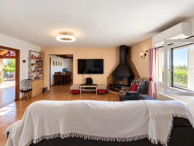 Finca rústica con encanto mallorquín, piscina privada y vist - foto 5