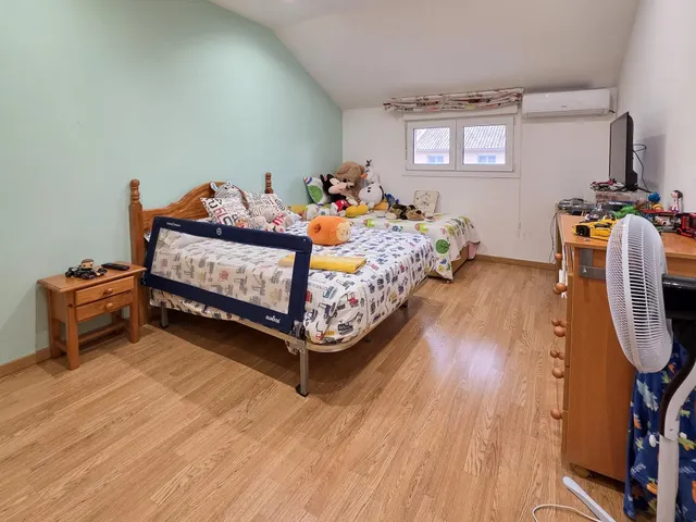 Precioso chalet adosado de 4 dormitorios con piscina privada y garaje en Carranque — 36