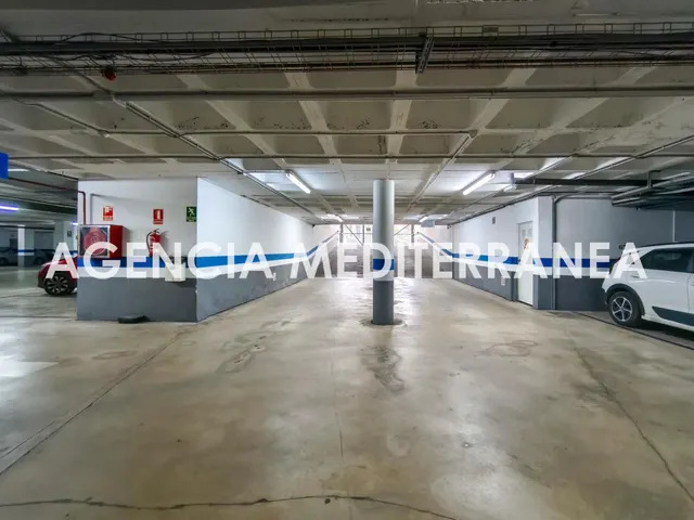 Plaza de Garaje Doble + Trastero Grande en Edificio Solymar - La Pobla de Farnals — 6