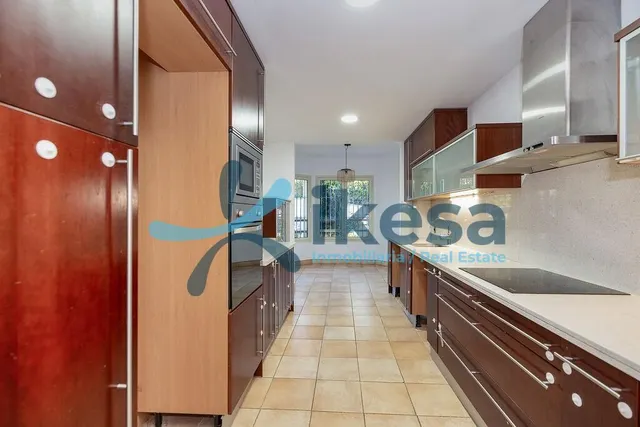 Venta de Vivienda en Marbella, Málaga. — 7