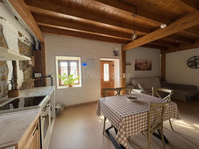 CASA RURAL COMPLETAMENTE REFORMADCA CON JARDIN, BARBACOA Y A - foto 3