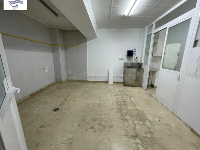 Local comercial 150m² en alquiler - Ensanche-Franciscanos - foto 5