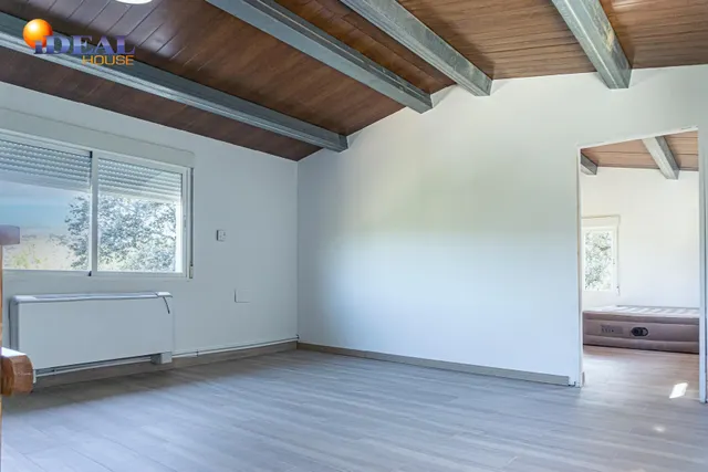 ESPECTACULAR CASA CON TERRENO EN LA SIERRA SUR — 21