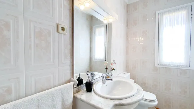 VENTA DE CHALET INDEPENDIENTE EN LA ZONA DE EL LAGAREJO, MIJAS COSTA. ¡5 DORMITORIOS Y PISCINA! — 36