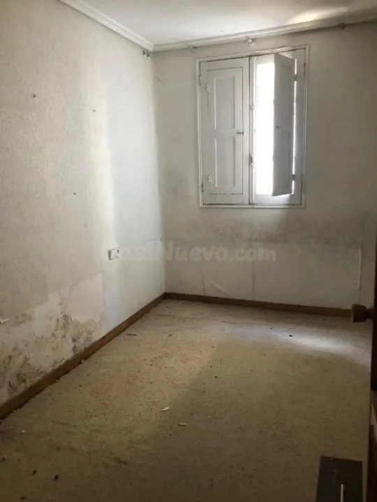 Edificio en El Couto. OPORTUNIDAD - foto 2