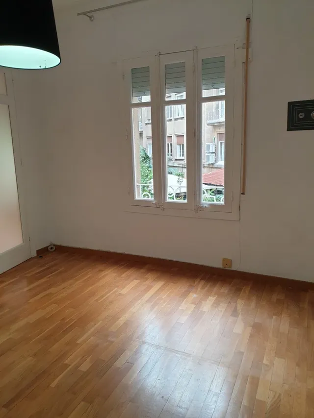Piso 60m2 , 3 habitaciones , calefacción , ascensor — 4