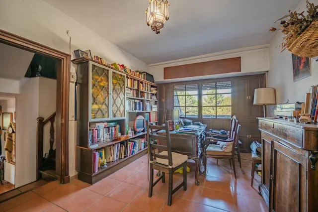 Mansión residencial: Privacidad, naturaleza y gran potencial en Villanueva de la Cañada — 30