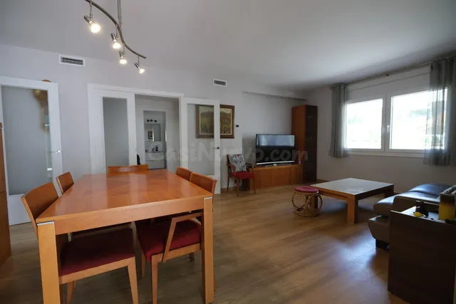 Casa impecable en el centro de Caldes de Montbui con garaje  - foto 3