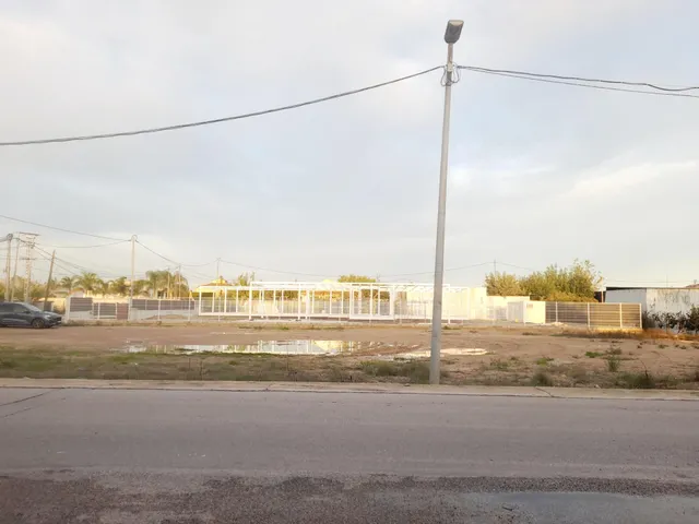 CONSTRUYE LA CASA DE TUS SUEÑOS — 4