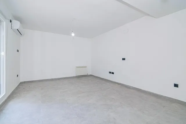 ¡Tu nuevo hogar en Cenes de la Vega te espera! ✨ — 40
