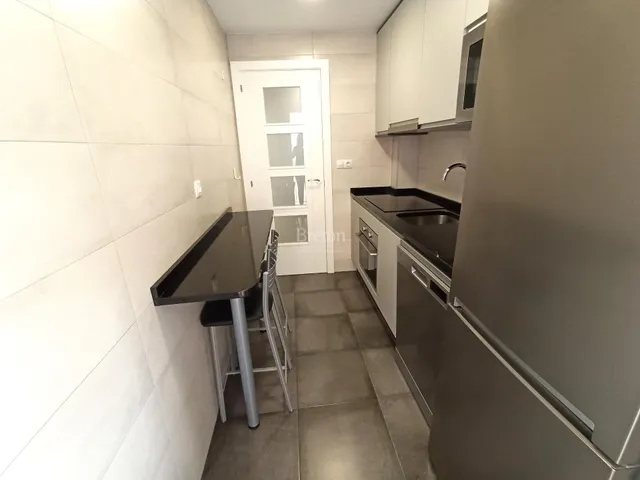 Bonito piso amueblado junto a Parque Delicias. — 17