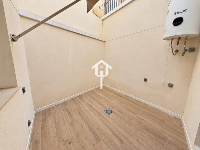 BAJO DUPLEX DE OBRA NUEVA EN VENTA EN ALICANTE. ZONA DE CAROLINAS ALTAS. 89m2+PATIO+SÓTANO, 2 habitaciones, 1 BAÑO, PATIO, SOTANO, ASCENSOR — 26
