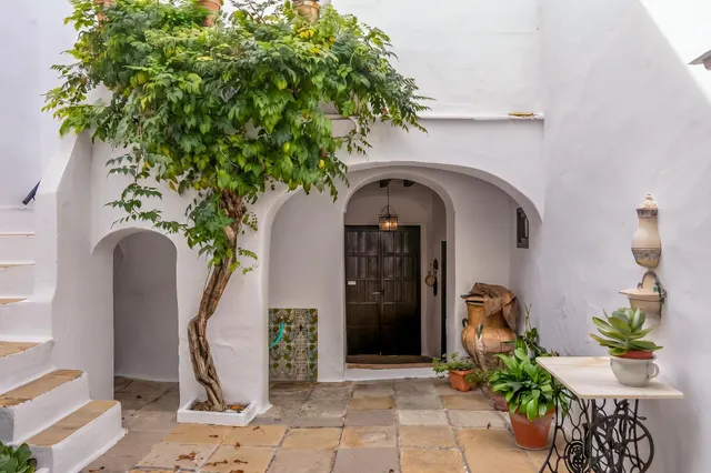 Casa Independiente en pleno Casco Antiguo. — 9