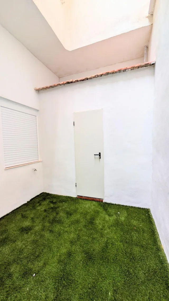¡PLANTA BAJA TOTALMENTE REFORMADA, MODERNA, 75 m2, 2 DORMITORIOS, PATIO 25 m2 Y ENTRADA INDEPENDIENTE! — 12