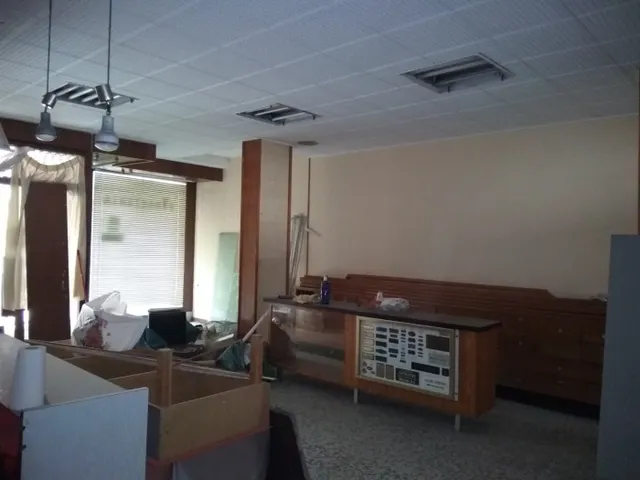 PLANTA BAJA EN ALQUILER EN ZONA CÉNTRICA — 10