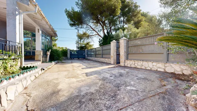 CHALET EN PLENA NATURALEZA — 26