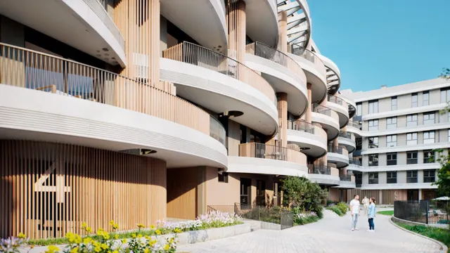 PRIME LOCATION IN MALAGA — 26