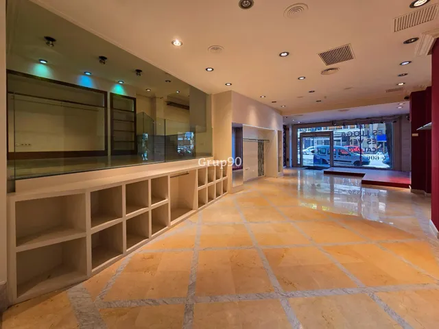 LOCAL COMERCIAL EN ZONA RICARDO VINYES — 7
