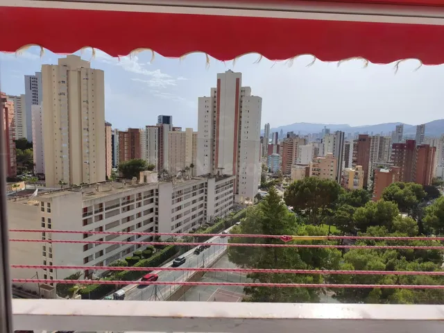 Apartamento reformado con 1 dormitorio en zona Rincon de loix — 3
