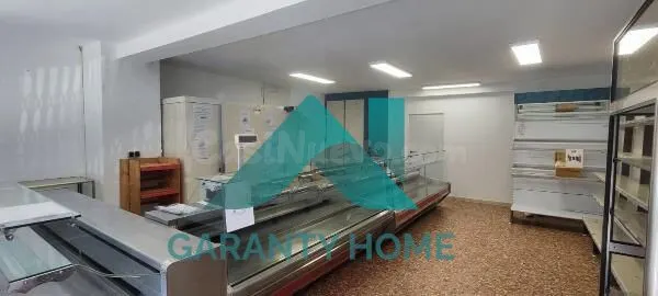 SE ALQUILA LOCAL COMERCIAL EN ZONA MOCTEZUMA - foto 2