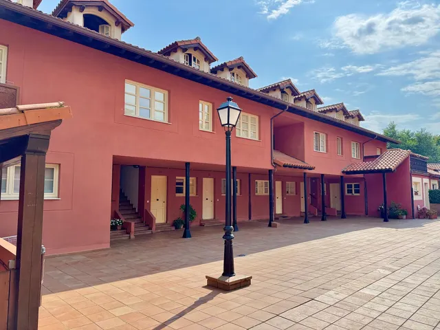 BONITO APARTAMENTO EN URBANIZACION LAS MARTAS - COMILLAS. — 22