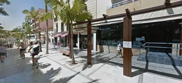 SE VENDE LOCAL OKUPADO en AV BLAS INFANTE, BENALMADENA (MÁLA - foto 2