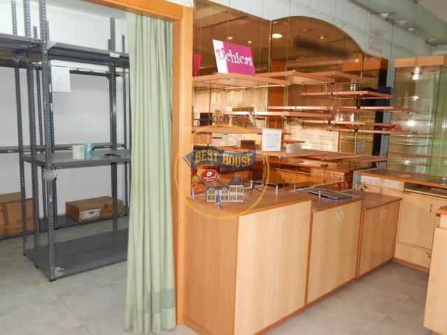EXCELENTE LOCAL COMERCIAL POR TAMAÑO Y UBICACIÓN EN ONTINYENT. — 15