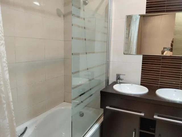 Se alquila habitaciones — 26