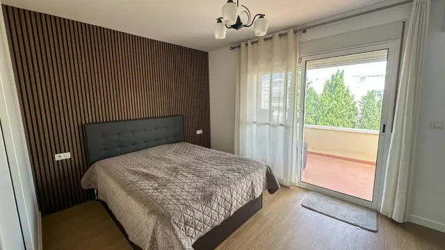 Villa 3 habitaciones en venta - Villamartin — 24