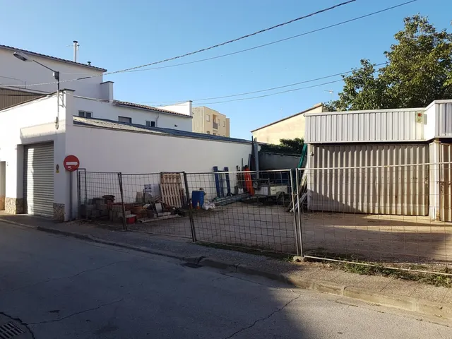 Solar edificable residencial en Eixample — 2