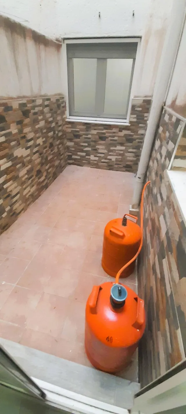 Vivienda exterior reformada junto a las Fuentes del Zaidín — 22