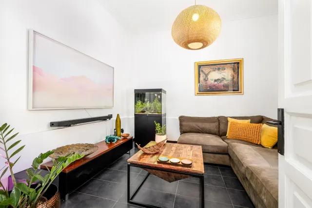 Casa unifamiliar en venta  con piscina privada, 5 dormitorios y amplio patio en Málaga — 11